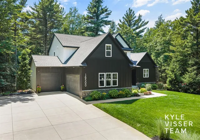 Photo 60 of Sale Pending at 16500 Hvn Woods Ct, West Olive, MI 49460 | MLS# 70542807 | Listing updated on 2026-08-23