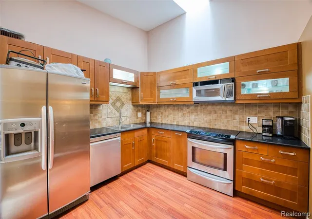 Photo 1 of Condo for sale at 7482 Sheffield, West Bloomfield, MI 48322 2877 | MLS# 61011867 | Listing updated on 2026-10-28