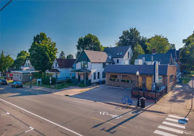 Photo 2 of Single family home for sale at 908 N 3rd Street, Marquette, MI 49855 | MLS# 50200433 | Listing updated on 2026-08-14