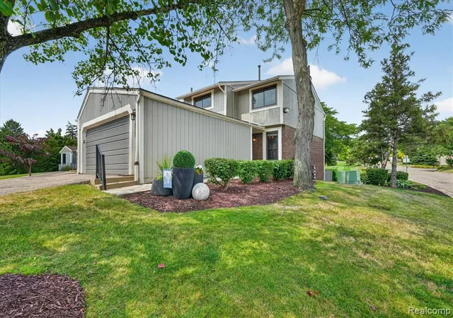 1st image of 1060 Bristol Ct, Northville, MI 48167 | MLS# 61019750