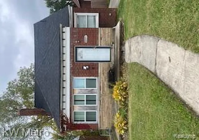 Single family home for sale at 11850 Engleside St, Detroit, MI 48205 | MLS# 60958313 | Listing updated on 2026-07-07