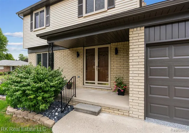 Photo 4 of Condo for sale at 31690 Joann Dr, Chesterfield, MI 48047 3001 | MLS# 61023347 | Listing updated on 2026-08-31