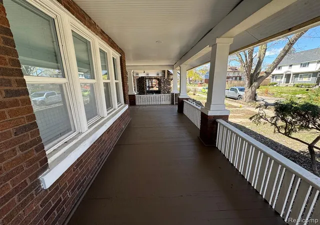 Homes for sale in Highland Park, MI | 100 Massachusetts St, Highland Park, MI 48203 | MLS# 60388462