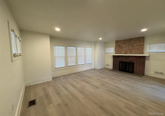 Homes for sale in Highland Park, MI | 100 Massachusetts St, Highland Park, MI 48203 | MLS# 60388462
