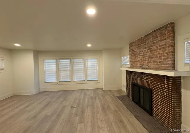 Homes for sale in Highland Park, MI | 100 Massachusetts St, Highland Park, MI 48203 | MLS# 60388462