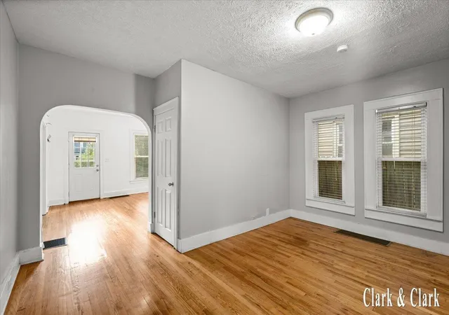 Photo 2 of Multi family home for sale at 437 Rosewood Ave, Grand Rapids, MI 49506 | MLS# 70539030 | Listing updated on 2026-08-04