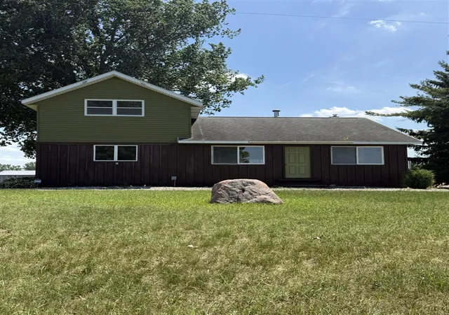 Photo 1 of Sale Pending at 7565 Ormes Rd, Vassar, MI 48768 | MLS# 70543983 | Listing updated on 2026-08-21