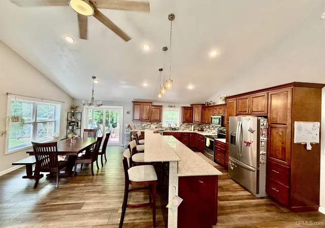 Photo 4 of Single family home for sale at 156 Miller Rd, Gwinn, MI 49841 | MLS# 50216626 | Listing updated on 2026-09-03