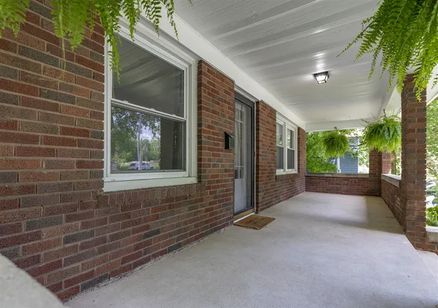 Homes for sale in Cassopolis, MI | 321 N Broadway St, Cassopolis, MI 49031 | MLS# 70537506