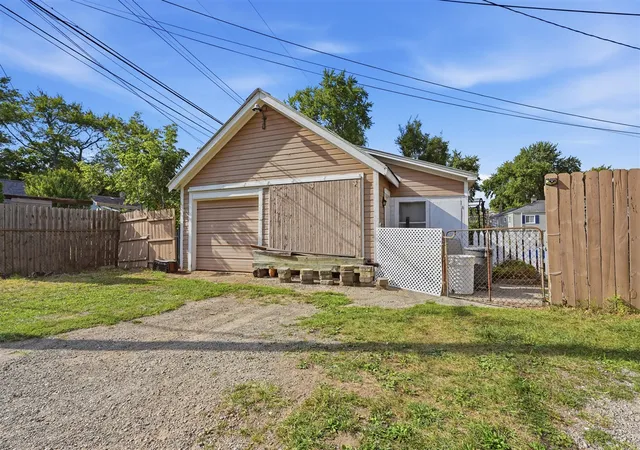 Photo 14 of Single family home for sale at 19303 Negaunee, Redford, MI 48240 | MLS# 70554952 | Listing updated on 2026-08-30