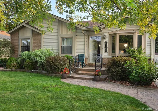 Photo 1 of Sale Pending at 24756 Ne Cottrell Rd, Harrison Township, MI 48045 | MLS# 61020650 | Listing updated on 2026-09-03