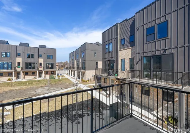 1st image of 1041 Hampton Cir #43, Detroit, MI 48207 | MLS# 61000622