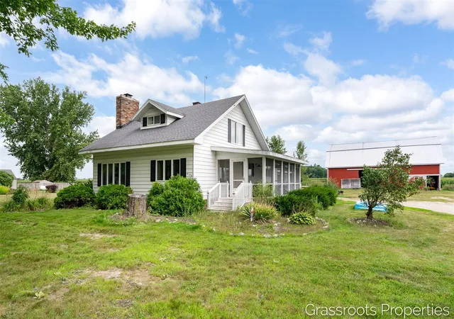 Photo 2 of Single family home for sale at 6196 W Sidney Rd, Sidney, MI 48885 | MLS# 70555693 | Listing updated on 2026-09-17