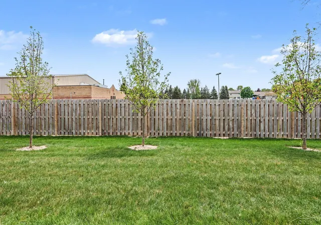 Homes for sale in Saginaw, MI | 4111 Woodburn Court, Saginaw, MI 48603 | Houzeo