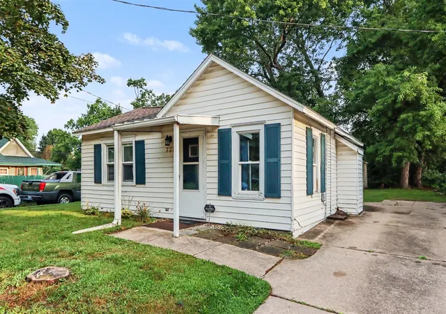 2nd image of 727 E Roosevelt Ave, Battle Creek, MI 49017 | MLS# 70553293