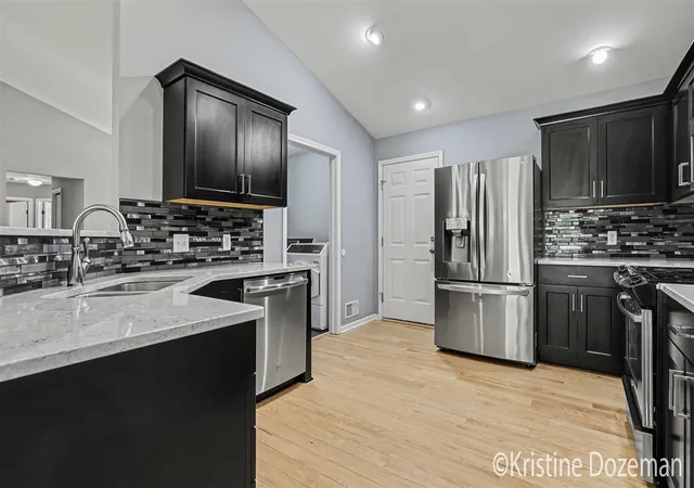 Photo 3 of Sale Pending at 4545 Orchard Crk Dr, Grand Rapids, MI 49546 | MLS# 70538212 | Listing updated on 2026-06-12