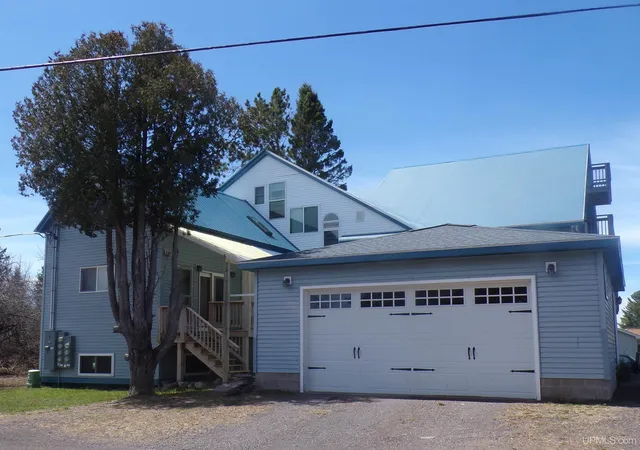 Homes for sale in Hancock, MI | 50561 Sixth St, Hancock, MI 49930 | MLS# 50212338