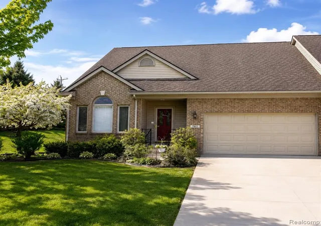 1st image of 7011 Chase Run Ln, Flushing, MI 48433 2282 | MLS# 61024148