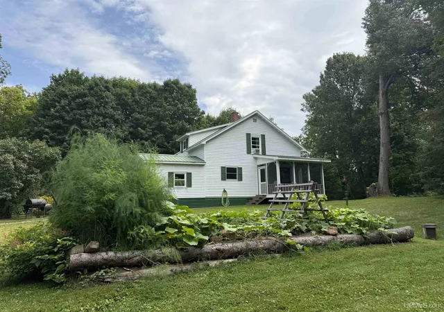 Photo 4 of Sale Pending at 26783 Imperial Heights Rd, Michigamme, MI 49861 | MLS# 50219605 | Listing updated on 2026-10-02