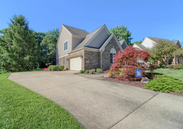 Photo 3 of Single family home for sale at 1421 W Greenfield Ct, Ann Arbor, MI 48108 | MLS# 70546963 | Listing updated on 2026-09-16