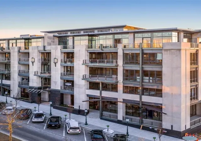1st image of 369 N Old Woodward Ave #206, Birmingham, MI 48009 | MLS# 70383504