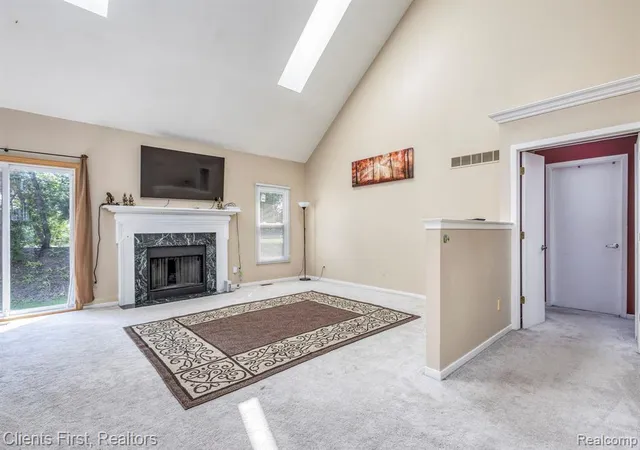 Homes for sale in Novi, MI | 39478 Squire Rd, Novi, MI 48375 | MLS# 61006124