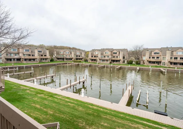 image of 26230 Harbour Pointe Dr, Harrison Township, MI 48045 | MLS# 50214396