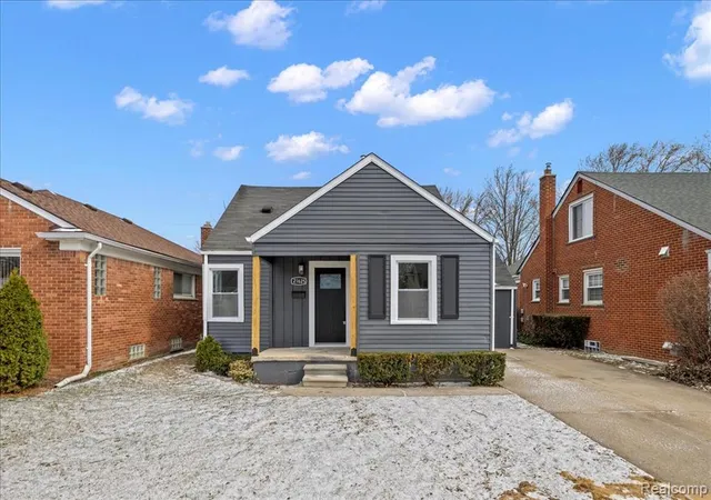 1st image of 21625 Trombly St, Saint Clair Shores, MI 48080 | MLS# 60977161