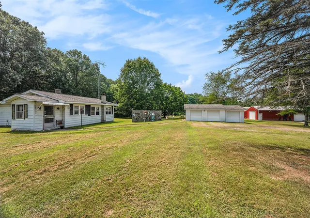 Homes for sale in Bellevue, MI | 14450 Wing Rd, Bellevue, MI 49021 | MLS# 70537025
