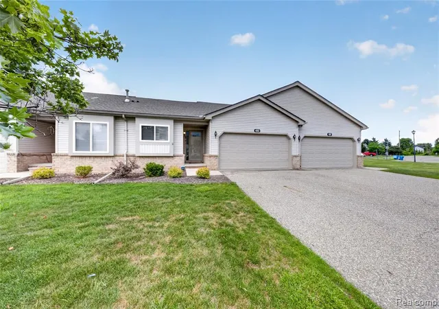 Homes for sale in Grand Blanc, MI | 4003 Murray St, Grand Blanc, MI 48439 | MLS# 61003857