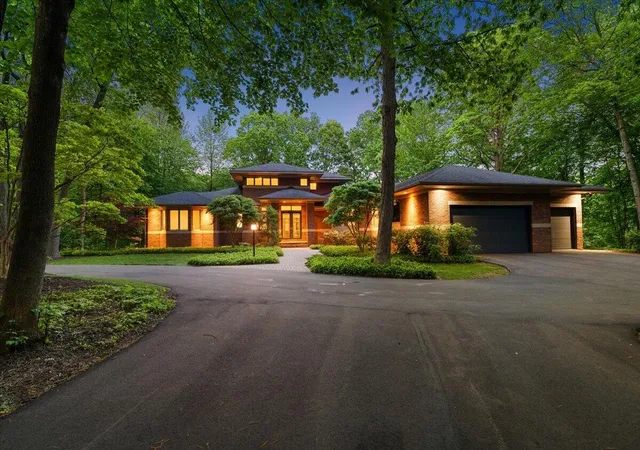 Photo 4 of Sale Pending at 4166 Mystic Oak Ct, Grand Rapids, MI 49525 | MLS# 70535435 | Listing updated on 2026-08-12