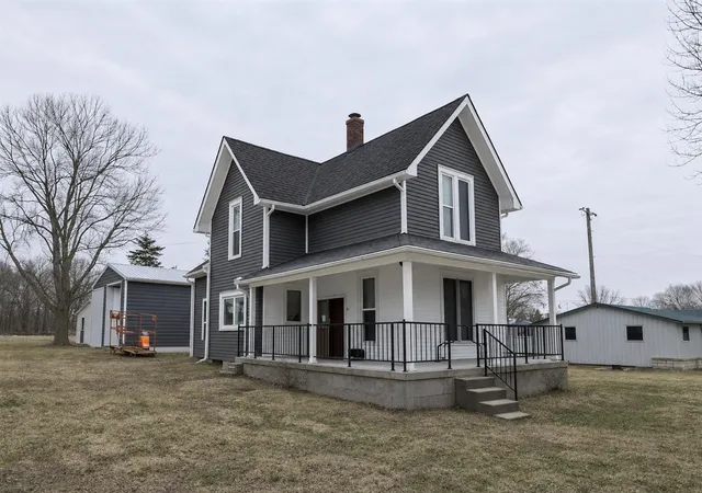 1st image of 203 S Main St, Montgomery, MI 49255 | MLS# 70509647