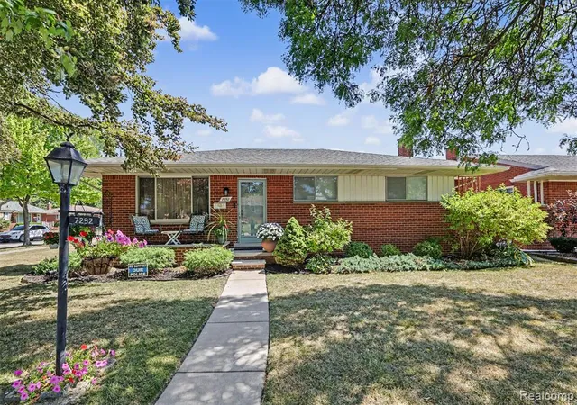 Photo 1 of Single family home for sale at 7292 Fairwood Dr, Dearborn Heights, MI 48127 1664 | MLS# 61025763 | Listing updated on 2026-09-14