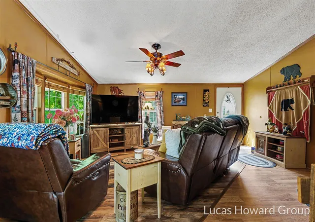 Homes for sale in Shepherd, MI | 8746 S Shepherd Rd, Shepherd, MI 48883 | MLS# 70539569