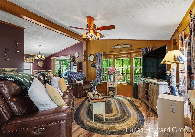 Homes for sale in Shepherd, MI | 8746 S Shepherd Rd, Shepherd, MI 48883 | MLS# 70539569