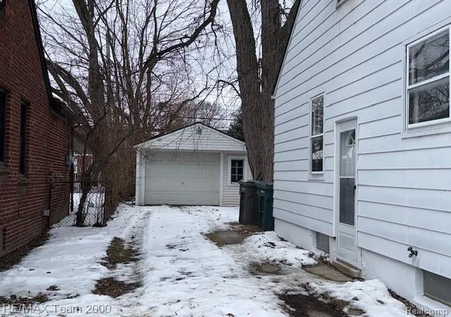 Photo 3 of Single family home for sale at 3346 Roosevelt St, Dearborn, MI 48124 3626 | MLS# 60969979 | Listing updated on 2026-09-02