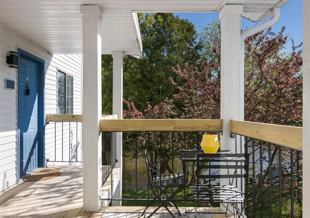 3rd image of 621 Riverine Dr, Traverse City, MI 49684
