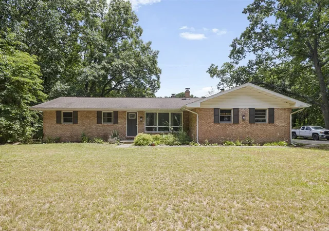 Photo 1 of Single family home for sale at 2135 S 13th Street, Niles, MI 49120 | MLS# 70545368 | Listing updated on 2026-08-31