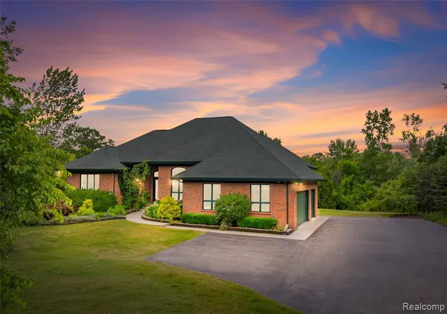 1st image of 3520 Blue Heron Ct, Ypsilanti, MI 48198 | MLS# 61022409