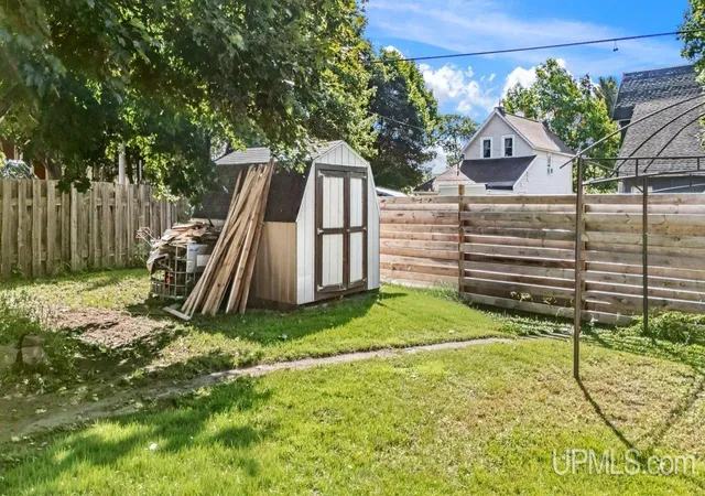 Homes for sale in Ishpeming, MI | 612 Maurice St, Ishpeming, MI 49849 | MLS# 50188766
