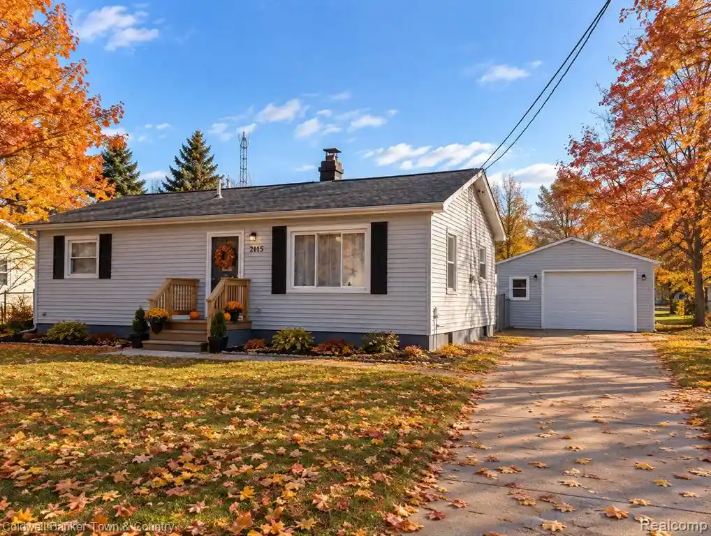Single family home for sale at 2115 Sandalwood Dr, Burton, MI 48519 1135 | MLS# 61041579