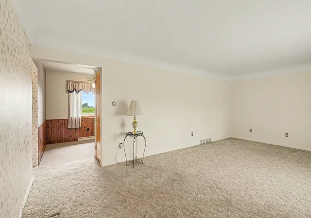 Photo 3 of Sale Pending at 1013 S Farley Rd, Munger, MI 48747 | MLS# 50214615 | Listing updated on 2026-08-17