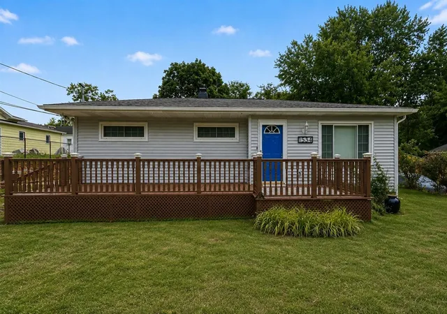 1st image of 1534 Katrina Dr, Grand Rapids, MI 49508 | MLS# 70552408