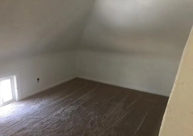 Listing Photo 5 - Condo for sale in building located at 827 S Farragut St, Bay City, MI 48708
