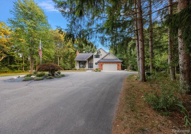 Photo 3 of Sale Pending at 707 W Sutton Rd, Metamora, MI 48455 9712 | MLS# 61023571 | Listing updated on 2026-09-05