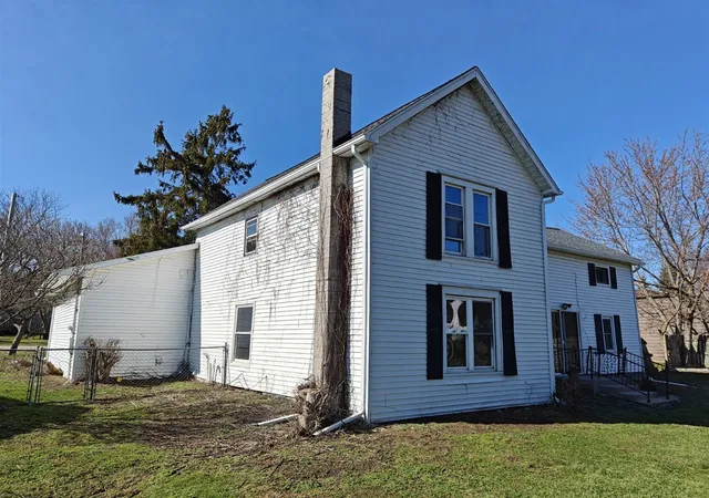 4th image of 5587 E Karen Ct, Stevensville, MI 49127 | MLS# 70523039