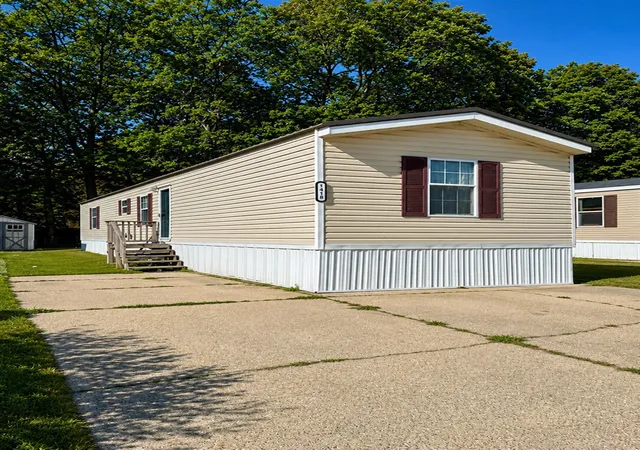 Photo 1 of Single family home for sale at 1418 Saskatoon Ave, Norton Shores, MI 49444 | MLS# 70554562 | Listing updated on 2026-08-25