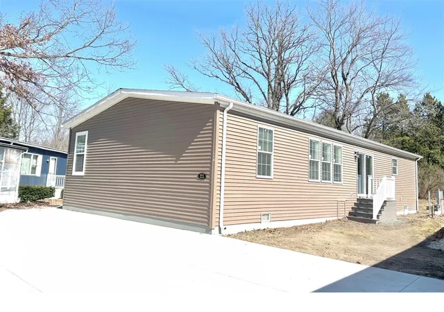 Photo 1 of Single family home for sale at 221 Circle Dr #221, Sparta, MI 49345 | MLS# 70457642 | Listing updated on 2026-09-14