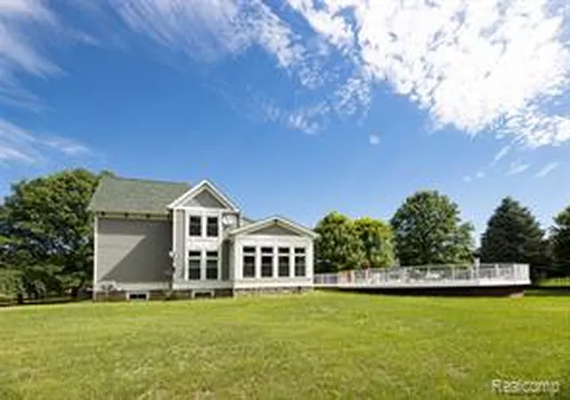 5th image of 3839 Shamrock Dr, Lapeer, MI 48446 | MLS# 61008402