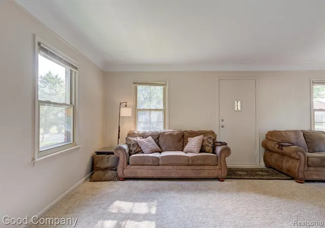 Photo 2 of Sale Pending at 1741 N Mildred St, Dearborn, MI 48128 | MLS# 61015050 | Listing updated on 2026-09-03